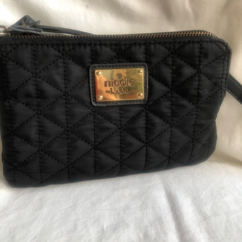 Nicole by Nicole Miller Black Quilted crossbody wallet with Gold Plaque Accent - Picture 3 of 7